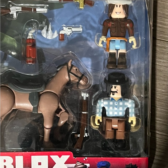 Roblox The Wild West & Dungeon Guardian Armor Bundle, New - Picture 7 of 10